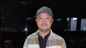 Rizal Mantovani, Memotret Mitos