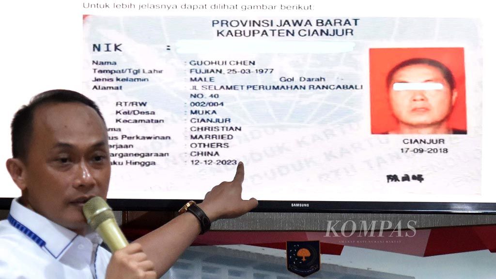 https://assetd.kompas.id/RvWqJuIppK_1NE3XdIYIDRxN9tU=/1024x576/filters:watermark(https://cdn-content.kompas.id/umum/kompas_main_logo.png,-16p,-13p,0)/https%3A%2F%2Fkompas.id%2Fwp-content%2Fuploads%2F2019%2F02%2F20190227_KTP-WNA_A_web_1551273798.jpg