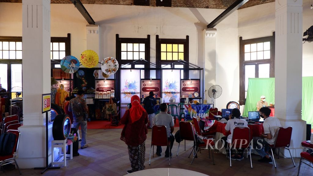 https://assetd.kompas.id/SF1BHBvWmleYOWIwjQfWSFhmt64=/1024x576/filters:watermark(https://cdn-content.kompas.id/umum/kompas_main_logo.png,-16p,-13p,0)/https%3A%2F%2Fkompas.id%2Fwp-content%2Fuploads%2F2021%2F09%2F31d18b11-ba7f-41a4-ac2d-81497e7cb879_jpg.jpg