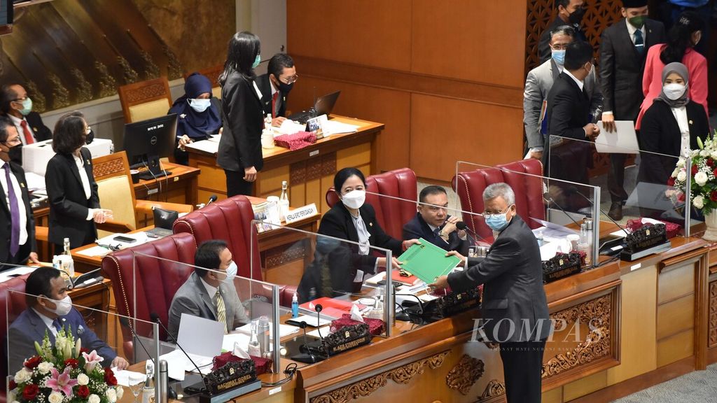 https://assetd.kompas.id/SIJpacCUdlENltf5fWIxRe-IRy0=/1024x576/filters:watermark(https://cdn-content.kompas.id/umum/kompas_main_logo.png,-16p,-13p,0)/https%3A%2F%2Fkompas.id%2Fwp-content%2Fuploads%2F2021%2F04%2Fe8de8d3d-ee89-494c-800d-1ad272e5b8c8_jpg.jpg