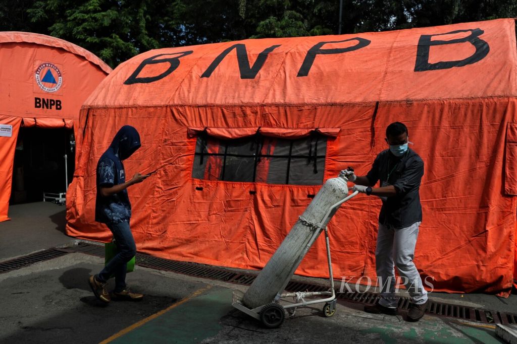 https://assetd.kompas.id/Scle18sOzxLq_Kb3sbphuM5R25g=/1024x683/filters:watermark(https://cdn-content.kompas.id/umum/kompas_main_logo.png,-16p,-13p,0)/https%3A%2F%2Fkompas.id%2Fwp-content%2Fuploads%2F2021%2F06%2F20210626TOK13_1624702433.jpg