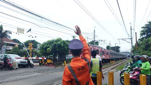 Kecelakaan Kereta Meningkat, PT KAI Daop 1 Jakarta Fokus Tutup Pelintasan Liar
