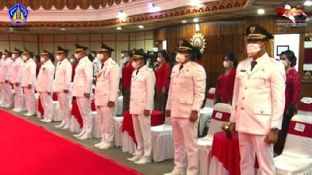 https://assetd.kompas.id/SlhDvbauXQ3Ie2W7nPnimFZYw3g=/1024x575/https%3A%2F%2Fkompas.id%2Fwp-content%2Fuploads%2F2021%2F02%2F20210226cokb-pelantikan-bupati-wali-kota-di-bali_1614332052.jpg