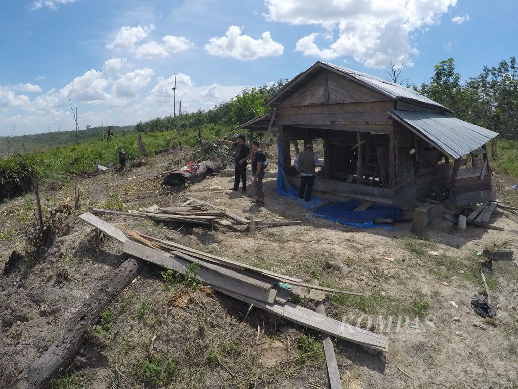 https://assetd.kompas.id/TU6H--LME3lJiYBAPfkreWg6Yag=/1024x768/filters:watermark(https://cdn-content.kompas.id/umum/kompas_main_logo.png,-16p,-13p,0)/https%3A%2F%2Fkompas.id%2Fwp-content%2Fuploads%2F2019%2F05%2F20190510ITAaSILO.jpg