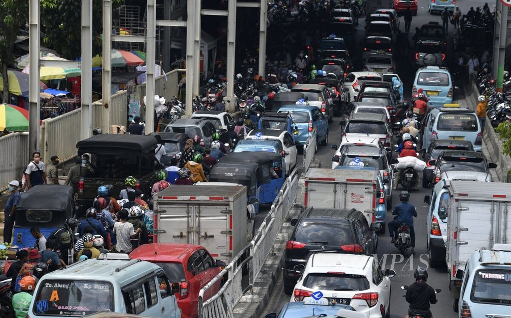 https://assetd.kompas.id/TVDWv2JeAcgLe7gYxckVdoPz7u0=/1024x638/filters:watermark(https://cdn-content.kompas.id/umum/kompas_main_logo.png,-16p,-13p,0)/https%3A%2F%2Fkompas.id%2Fwp-content%2Fuploads%2F2021%2F04%2Ffd49fd9b-3e86-4f87-ad1a-022f4ea8f0cd_jpg.jpg