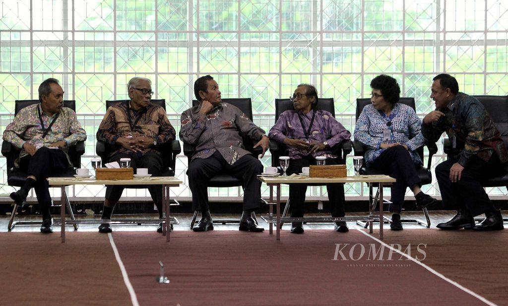 https://assetd.kompas.id/TYGZEUFs3lwhLDF8mrro0VJ_r2w=/1024x617/filters:watermark(https://cdn-content.kompas.id/umum/kompas_main_logo.png,-16p,-13p,0)/https%3A%2F%2Fkompas.id%2Fwp-content%2Fuploads%2F2020%2F03%2F79b89b71-aea0-4a8b-8904-f9efa028ceac_jpg.jpg