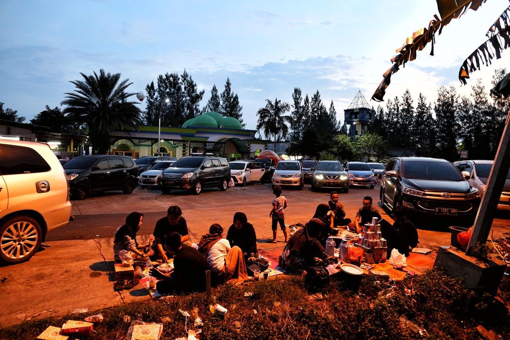 Mudik Sehat dan Selamat - kompas.id