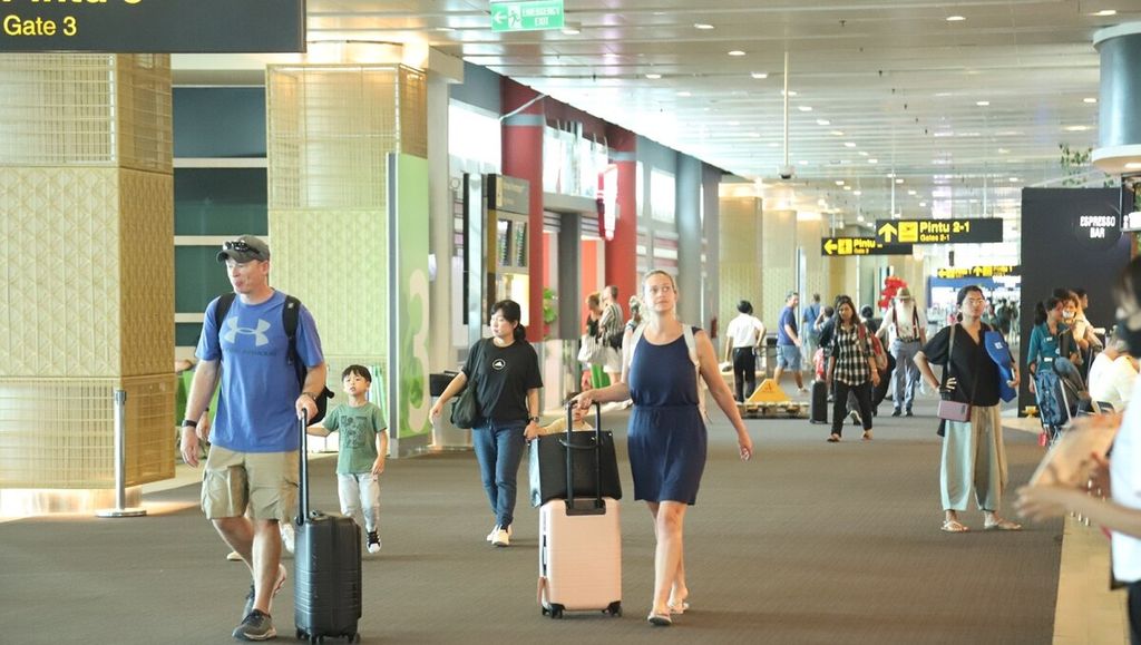 Dokumentasi PT Angkasa Pura I (Persero) Bandara Internasional I Gusti Ngurah Rai, Bali, menampilkan suasana di area Bandara Internasional I Gusti Ngurah Rai, Badung. 