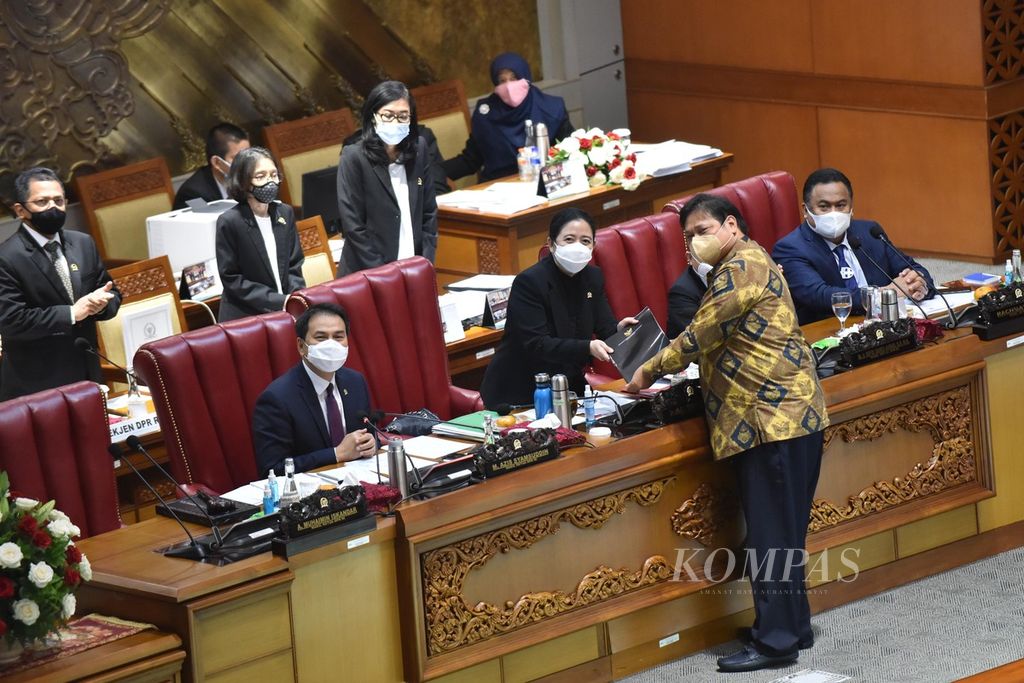 https://assetd.kompas.id/U_6hUanhSbe73stS0mSDXUjnb4c=/1024x683/filters:watermark(https://cdn-content.kompas.id/umum/kompas_main_logo.png,-16p,-13p,0)/https%3A%2F%2Fkompas.id%2Fwp-content%2Fuploads%2F2020%2F10%2Fd0f5eb78-b98f-4718-a8d5-d6c503d772eb_jpg.jpg