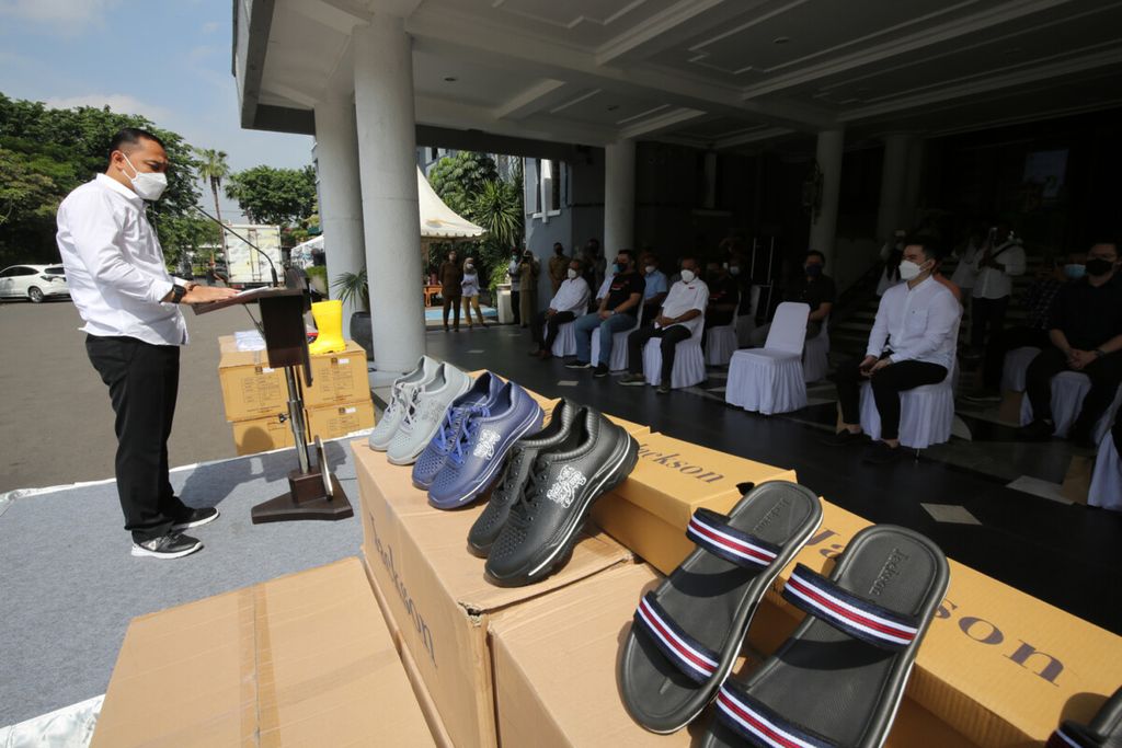 https://assetd.kompas.id/Ulou_qoNgMq10L1KBi10oM9i7Cw=/1024x683/https%3A%2F%2Fkompas.id%2Fwp-content%2Fuploads%2F2021%2F12%2F20211214ETAB_1639542345.jpg