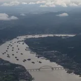Sungai Mahakam Membelah Samarinda