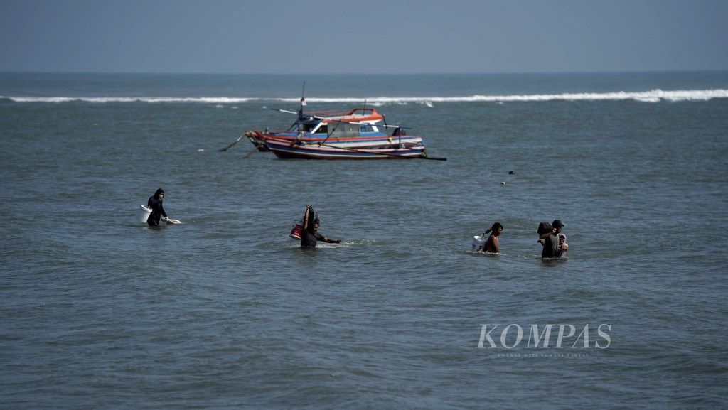 https://assetd.kompas.id/V4H3zItwSGI6XB2nK8_QSgrAROE=/1024x577/filters:watermark(https://cdn-content.kompas.id/umum/kompas_main_logo.png,-16p,-13p,0)/https%3A%2F%2Fkompas.id%2Fwp-content%2Fuploads%2F2019%2F07%2F20190725ags30_1564033305.jpg