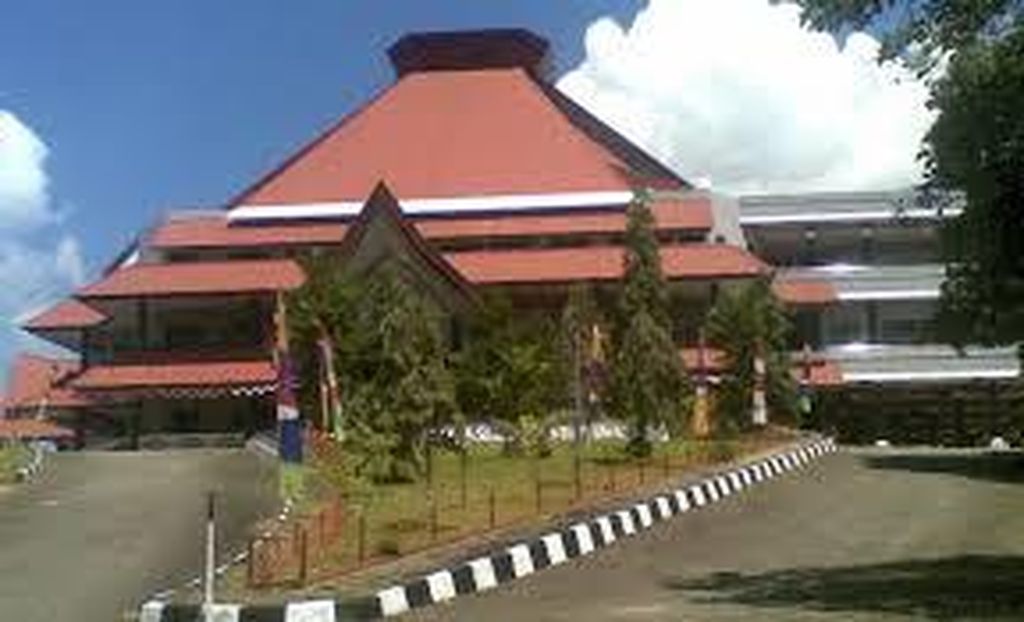 https://assetd.kompas.id/VS6JZs2l9HwcaPvLPUSm8ukfImk=/1024x622/https%3A%2F%2Fkompaspedia.kompas.id%2Fwp-content%2Fuploads%2F2020%2F08%2Ffoto_Universitas-Cendrawasih.jpg
