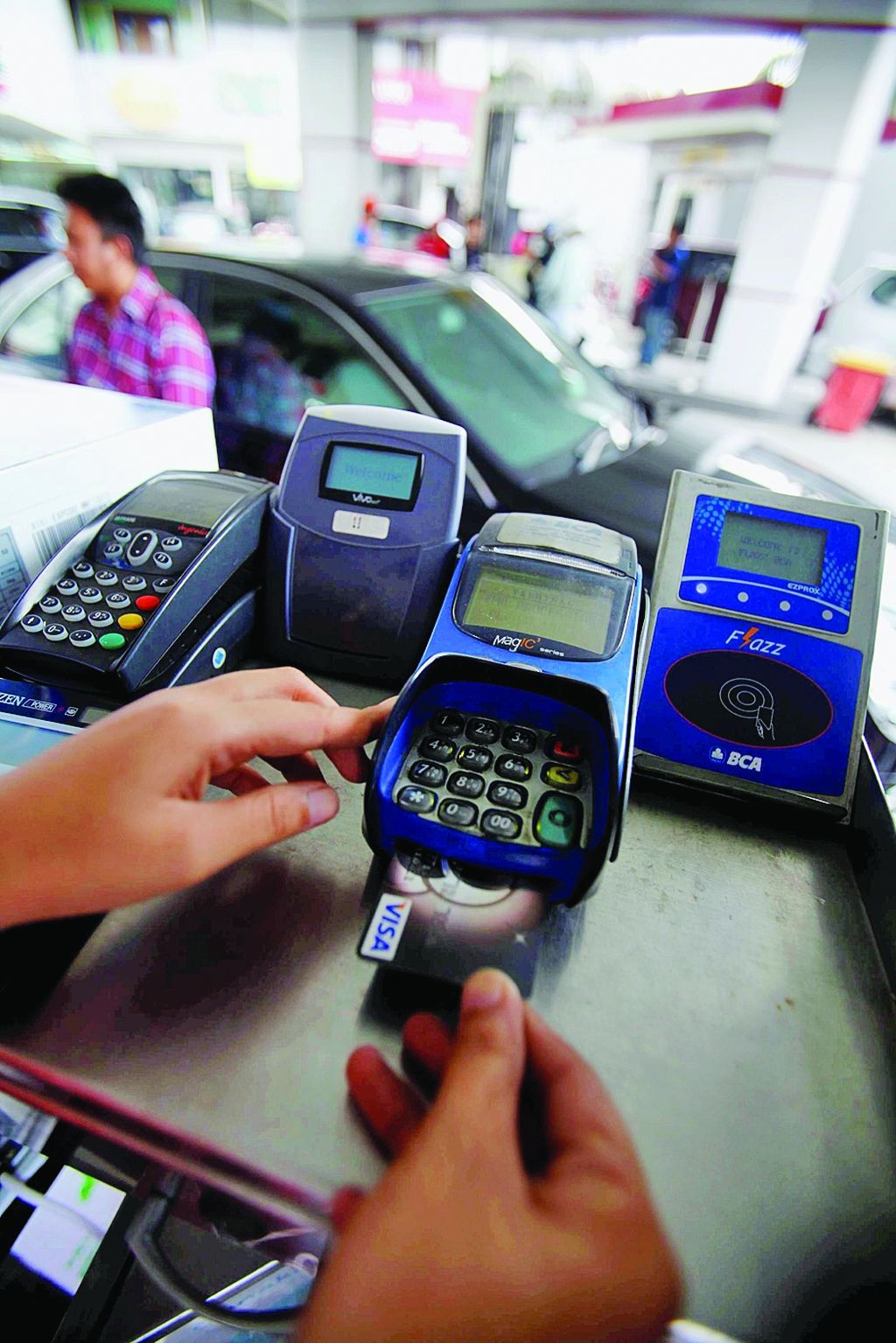 https://assetd.kompas.id/VdYs_3GI8xcb8GlWONPgf5BHaYw=/1024x1535/https%3A%2F%2Fkompas.id%2Fwp-content%2Fuploads%2F2018%2F01%2Fkompas_tark_10959517_78_0.jpeg