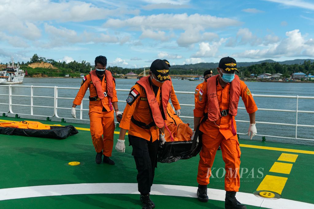 https://assetd.kompas.id/Vln0BKPkFC20PjdD9169mS_rB_8=/1024x683/filters:watermark(https://cdn-content.kompas.id/umum/kompas_main_logo.png,-16p,-13p,0)/https%3A%2F%2Fkompas.id%2Fwp-content%2Fuploads%2F2021%2F09%2F1bccfd0c-44c9-4b69-8538-485ec1ed182c_jpg.jpg