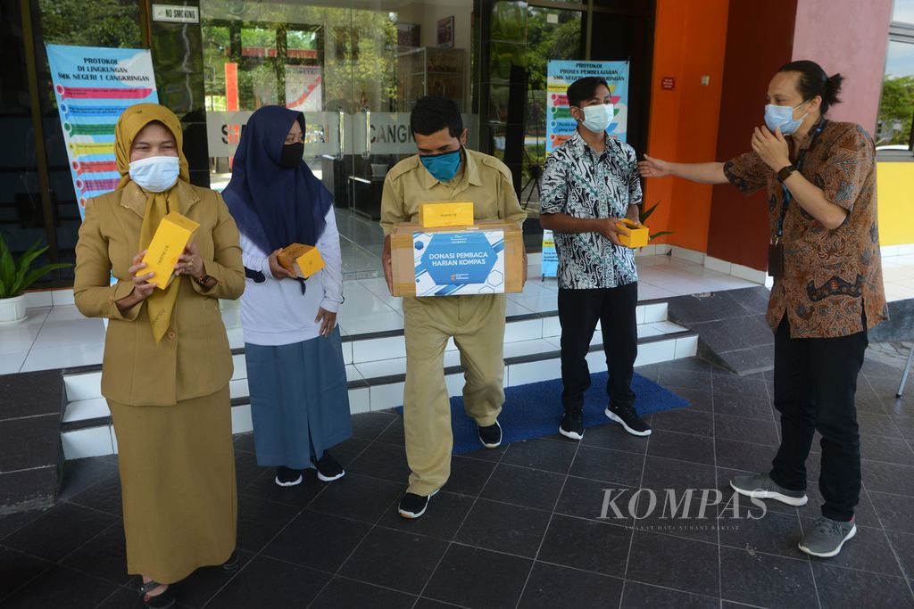 https://assetd.kompas.id/WLifbABW6tvFzvGnZ3sfHO_EuYE=/1024x683/filters:watermark(https://cdn-content.kompas.id/umum/kompas_main_logo.png,-16p,-13p,0)/https%3A%2F%2Fkompas.id%2Fwp-content%2Fuploads%2F2021%2F02%2F2df29e4c-1c6c-40b6-9301-d019df7fcdb9_jpg.jpg