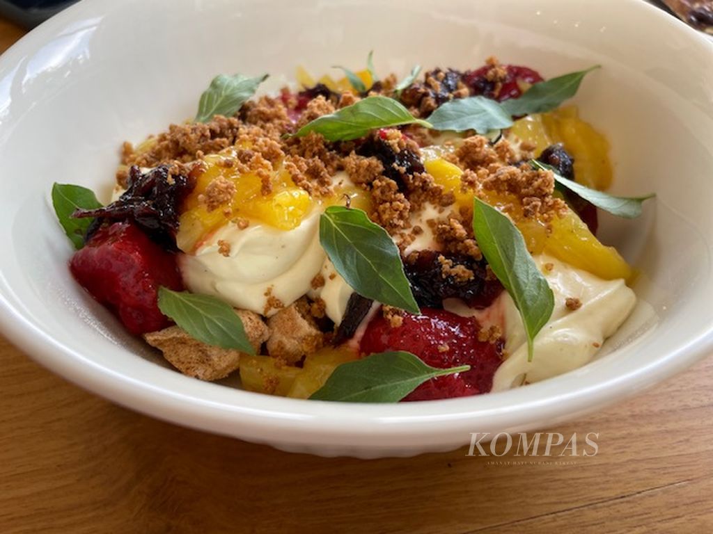 Eton Mess