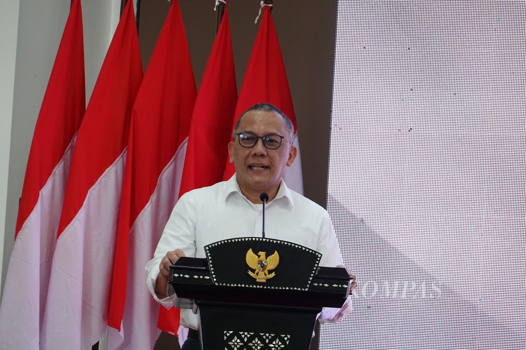 Kepala Badan Riset dan Inovasi Nasional (BRIN) Laksana Tri Handoko meresmikan Kawasan Sains Kurnaen Sumadiharga BRIN di Lombok, Nusa Tenggara Barat, yang dikembangkan menjadi fasilitas riset dan inovasi produk halal berbasis maritim nasional, Kamis (16/3/2023).