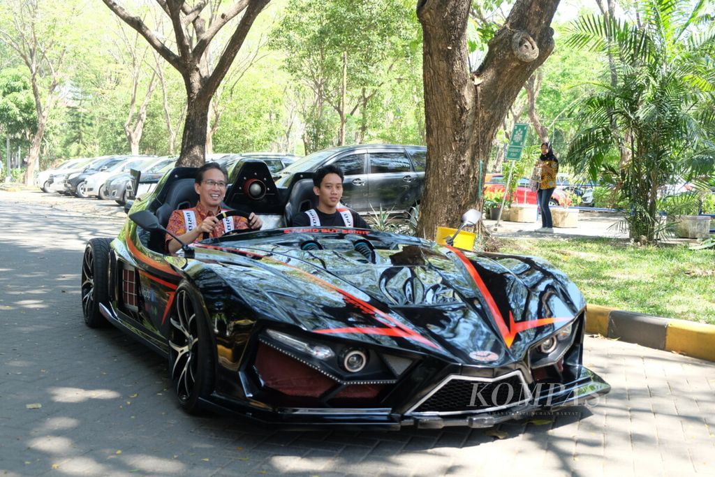 https://assetd.kompas.id/XV6EU33lzx1dnJXCrHyM2YICBpg=/1024x683/filters:watermark(https://cdn-content.kompas.id/umum/kompas_main_logo.png,-16p,-13p,0)/https%3A%2F%2Fkompas.id%2Fwp-content%2Fuploads%2F2019%2F07%2F20193573_1563434435.jpg