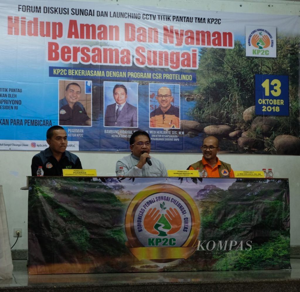 https://assetd.kompas.id/XZ6fOqzxmbvvzUqXTaKH7gEdBlc=/1024x998/filters:watermark(https://cdn-content.kompas.id/umum/kompas_main_logo.png,-16p,-13p,0)/https%3A%2F%2Fkompas.id%2Fwp-content%2Fuploads%2F2018%2F10%2F20181013_160146_1539421357.jpg