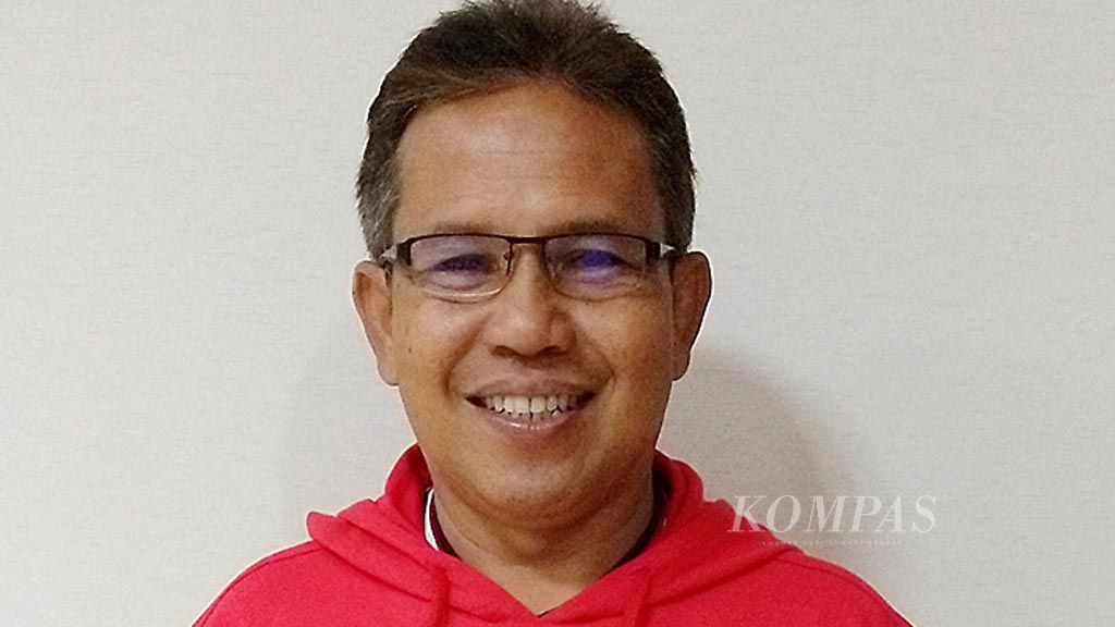 https://assetd.kompas.id/XekPn4rsRxDJPGQon6b9kSMk_xk=/1024x576/filters:watermark(https://cdn-content.kompas.id/umum/kompas_main_logo.png,-16p,-13p,0)/https%3A%2F%2Fkompas.id%2Fwp-content%2Fuploads%2F2018%2F07%2F20180729H12_SOSOK_ISKANDAR-2_web.jpg
