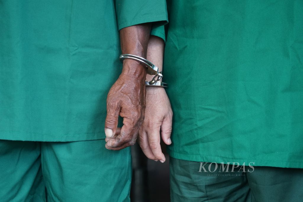 https://assetd.kompas.id/XgyiX_WBkjkc899tmYgPauIYsXg=/1024x683/filters:watermark(https://cdn-content.kompas.id/umum/kompas_main_logo.png,-16p,-13p,0)/https%3A%2F%2Fkompas.id%2Fwp-content%2Fuploads%2F2021%2F11%2Fd154f2b5-b6e1-4ba2-b74c-8b54a60ebcbe_JPG.jpg