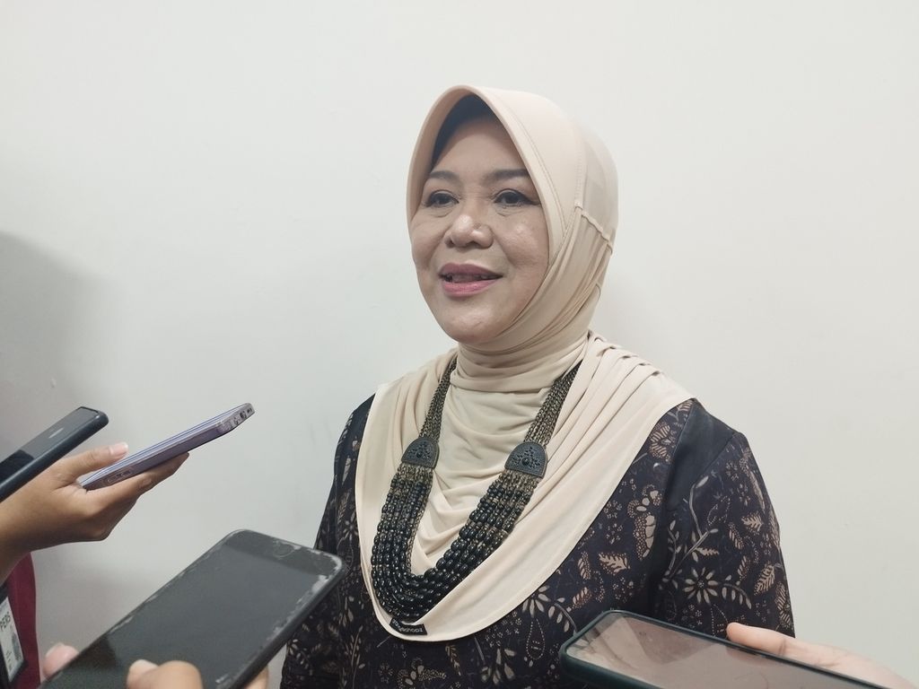 Ketua Penurunan Angka Kematian Ibu dan Stunting di Perhimpunan Obstetri Ginekolog Indonesia Dwiana Ocviyanti memaparkan komitmen pemerintah dalam acara Pernyataan Bersama PB IDI dan 7 Organisasi Profesi Medis dalam Pencegahan dan Penanganan Stunting, Angka Kematian Ibu dan Angka Kematian Bayi di Sekretariat PB IDI, Jakarta Pusat, Kamis (2/3/2023).