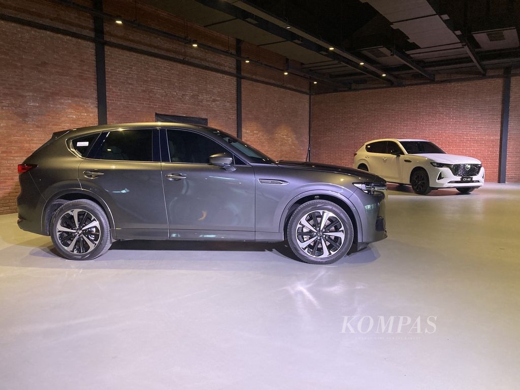 Uji kendara perdana Mazda CX-60 di Jakarta Selatan, 6 Juli 2023.