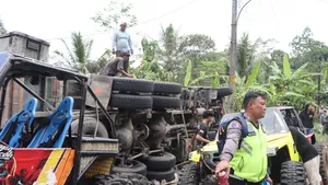 Victims Killed in Accident in Purworejo Want to Pay Condolences