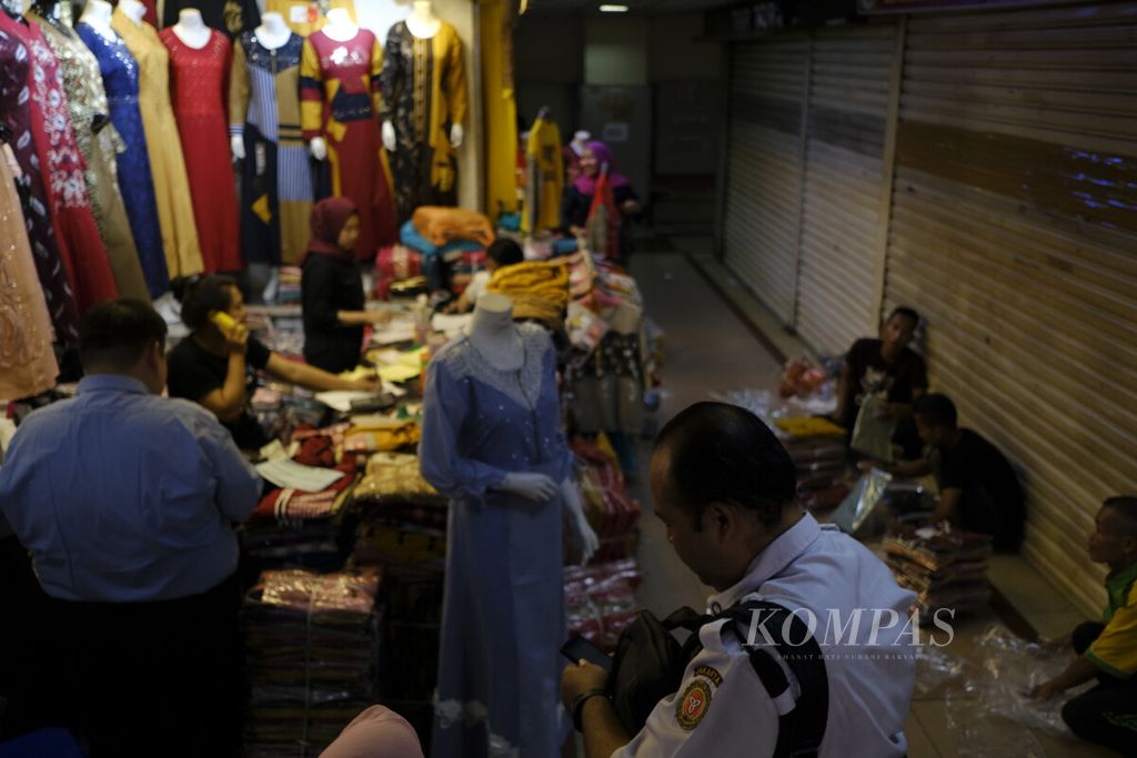 https://assetd.kompas.id/YbhKja-VLgSOkKXiXAOew8zXNIU=/1024x683/filters:watermark(https://cdn-content.kompas.id/umum/kompas_main_logo.png,-16p,-13p,0)/https%3A%2F%2Fkompas.id%2Fwp-content%2Fuploads%2F2019%2F06%2F2593A25C-61C3-4B51-9822-CF07F7600166_1558518138.jpeg