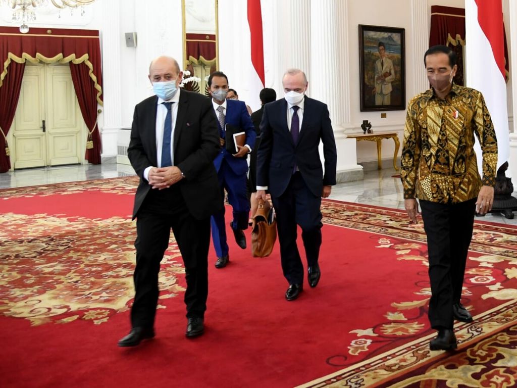 https://assetd.kompas.id/YlMOCTO6lqtsEDyCdTUfCEfmwOw=/1024x768/https%3A%2F%2Fkompas.id%2Fwp-content%2Fuploads%2F2021%2F11%2FPresiden-Joko-Widodo-tanggal-24-November-2021_1637757646.jpeg