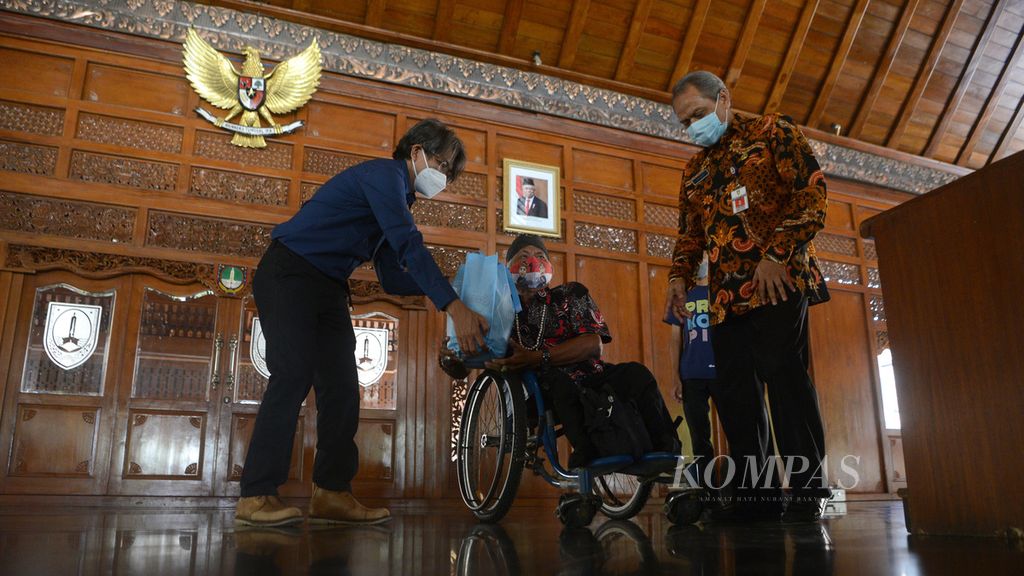 https://assetd.kompas.id/Z0Uhx1a8O-QZfTi5tIzLj6CWONI=/1024x576/filters:watermark(https://cdn-content.kompas.id/umum/kompas_main_logo.png,-16p,-13p,0)/https%3A%2F%2Fkompas.id%2Fwp-content%2Fuploads%2F2021%2F09%2F80debb34-ebcb-4820-9f18-303558b77a4e_jpg.jpg