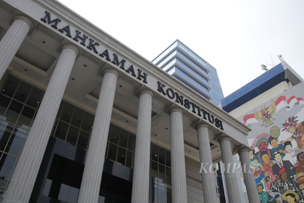 Gedung Mahkamah Konstitusi di Jalan Medan Merdeka Barat, Jakarta, Senin (13/3/32023). 