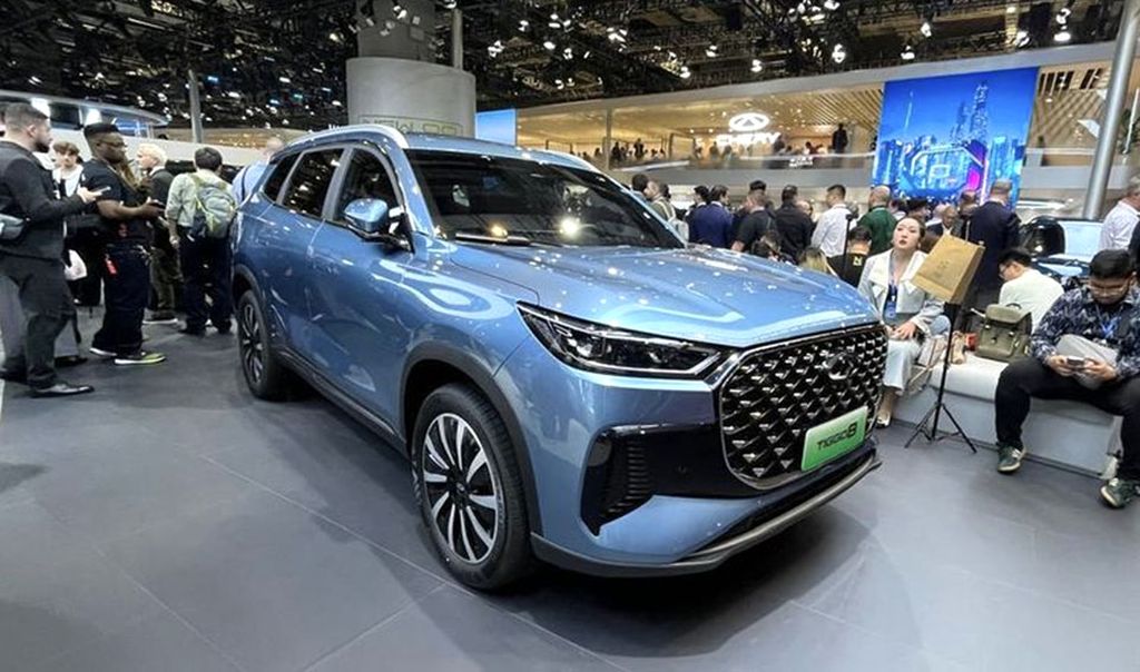 Chery TIGGO 8 CSH di Auto Shanghai 2025.