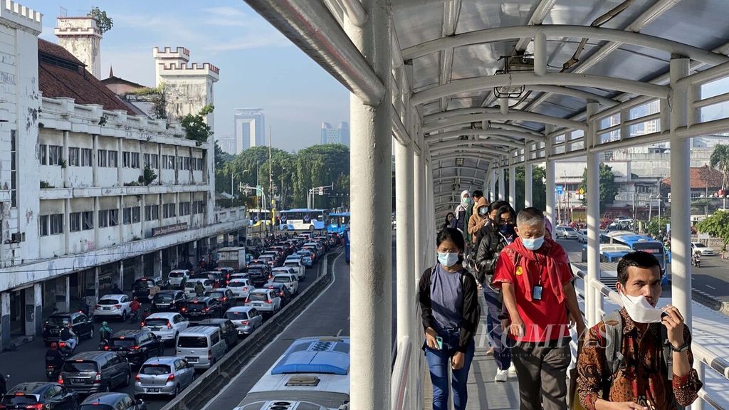 https://assetd.kompas.id/ZDcUMfblbGvvgUG5gWF80ENuTq4=/1024x576/filters:watermark(https://cdn-content.kompas.id/umum/kompas_main_logo.png,-16p,-13p,0)/https%3A%2F%2Fkompas.id%2Fwp-content%2Fuploads%2F2021%2F06%2Ff93151dc-882a-46a2-8136-ef5430b7b6ce_jpg.jpg