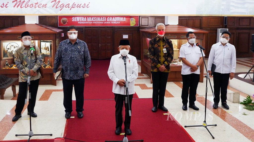 https://assetd.kompas.id/_-z9JwLZw6kccPnrw9DjNXeKAjM=/1024x576/filters:watermark(https://cdn-content.kompas.id/umum/kompas_main_logo.png,-16p,-13p,0)/https%3A%2F%2Fkompas.id%2Fwp-content%2Fuploads%2F2021%2F10%2FWakil-Presiden-Rapat-Kerja-di-Jawa-Tengah_1633588337.jpg