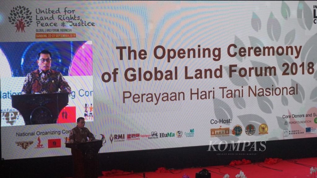 https://assetd.kompas.id/_Q3wnmuQefqsuHCiaUAhjjcgFzA=/1024x575/filters:watermark(https://cdn-content.kompas.id/umum/kompas_main_logo.png,-16p,-13p,0)/https%3A%2F%2Fkompas.id%2Fwp-content%2Fuploads%2F2018%2F09%2FDSC01624_1537764813-3.jpg