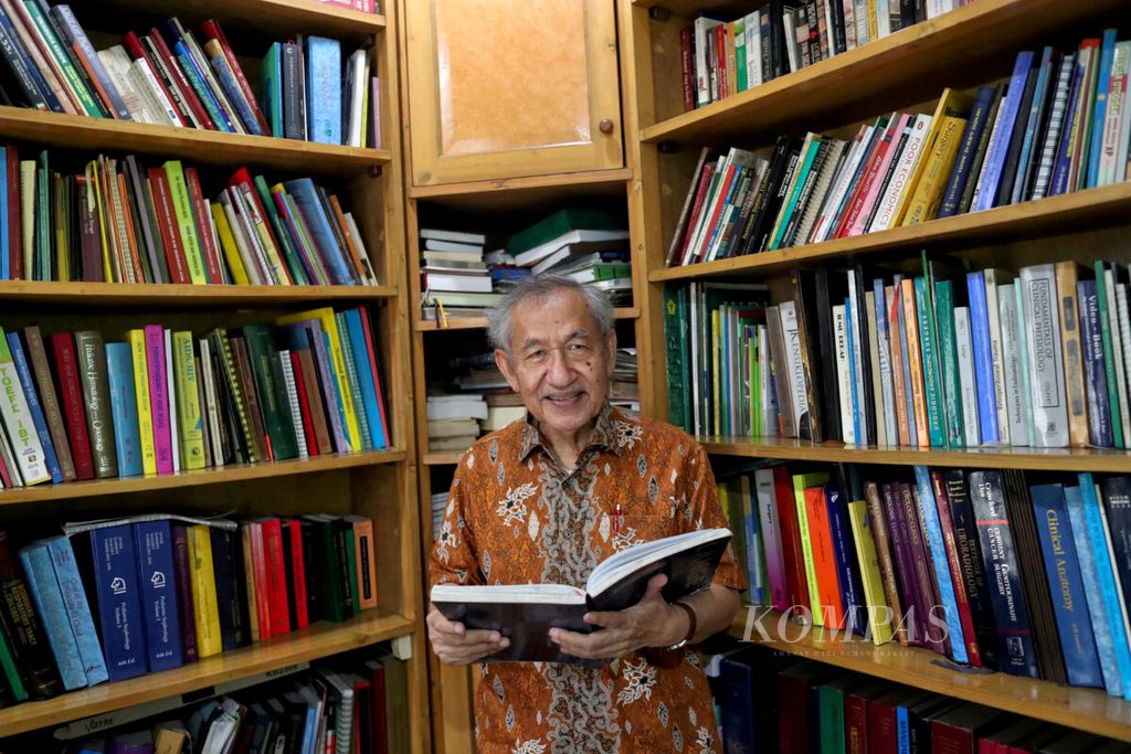 https://assetd.kompas.id/_TS_h59pgQ6SmiqyH3h7k2fUY1Q=/1024x683/filters:watermark(https://cdn-content.kompas.id/umum/kompas_main_logo.png,-16p,-13p,0)/https%3A%2F%2Fkompas.id%2Fwp-content%2Fuploads%2F2021%2F06%2F20210624TOK30_1624982107.jpg