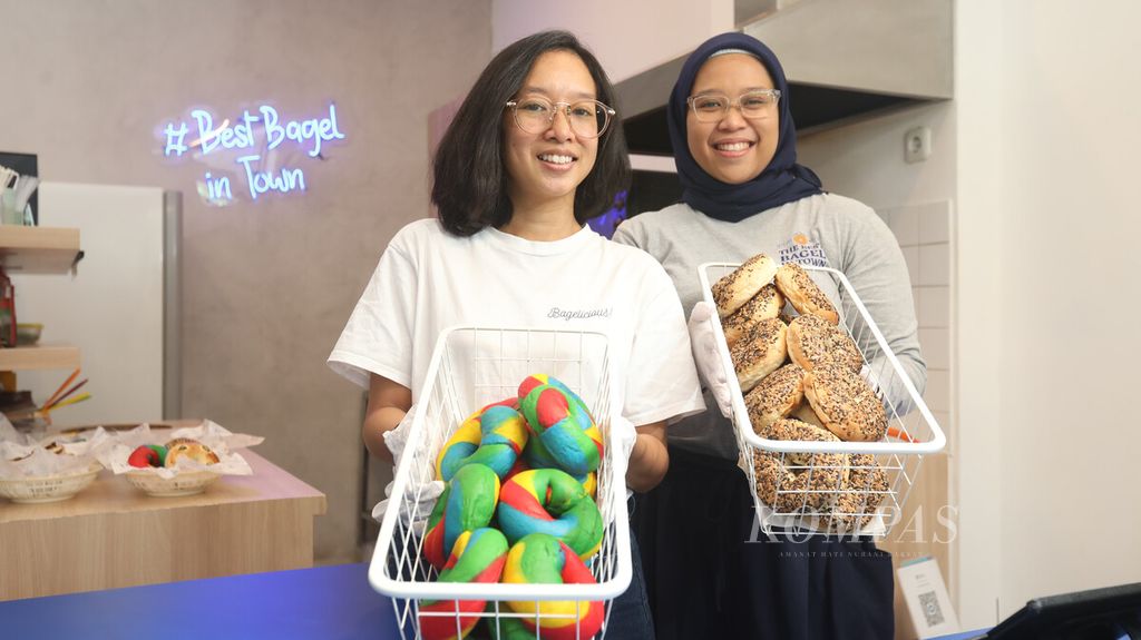 https://assetd.kompas.id/_WlOZvQCm4AzR3PwRz7NbTNlGsI=/1024x575/filters:watermark(https://cdn-content.kompas.id/umum/kompas_main_logo.png,-16p,-13p,0)/https%3A%2F%2Fkompas.id%2Fwp-content%2Fuploads%2F2021%2F09%2F68a254f3-353a-4dee-91a3-814a100355ca_jpg-1.jpg