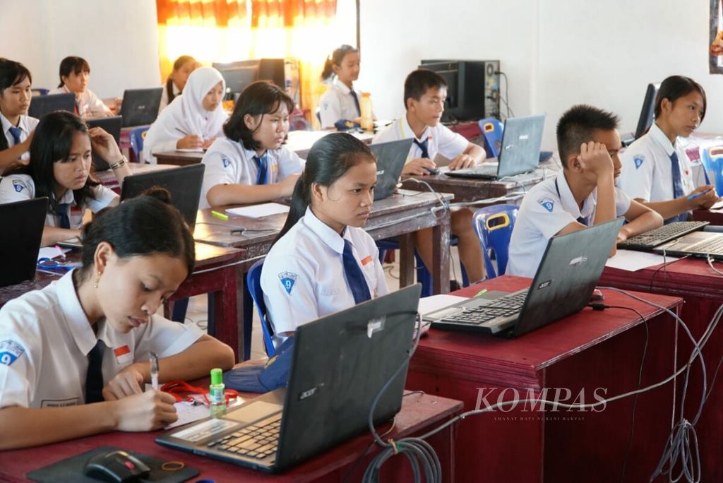 https://assetd.kompas.id/_jgs_NF9sZZnPaRFd4560nGvSrE=/1024x684/filters:watermark(https://cdn-content.kompas.id/umum/kompas_main_logo.png,-16p,-13p,0)/https%3A%2F%2Fkompas.id%2Fwp-content%2Fuploads%2F2019%2F04%2FIMG-20190423-WA0011_1556007892.jpg