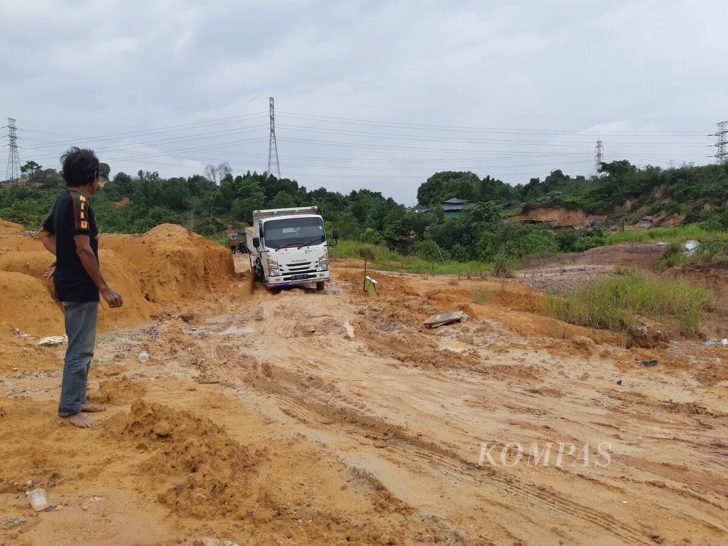 https://assetd.kompas.id/_tqf_i4xwW0zLsiV7lGqhnayM6g=/1024x768/filters:watermark(https://cdn-content.kompas.id/umum/kompas_main_logo.png,-16p,-13p,0)/https%3A%2F%2Fkompas.id%2Fwp-content%2Fuploads%2F2019%2F06%2F20190607_094342-01_1559896831.jpeg
