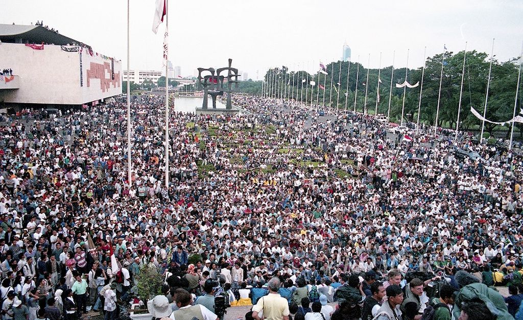 https://assetd.kompas.id/a7D-s3kGJCs0JMKz0oLBgn8_60s=/1024x627/filters:watermark(https://cdn-content.kompas.id/umum/kompas_main_logo.png,-16p,-13p,0)/https%3A%2F%2Fkompas.id%2Fwp-content%2Fuploads%2F2018%2F05%2FFC-07943-II-30-ROS020-23.jpg