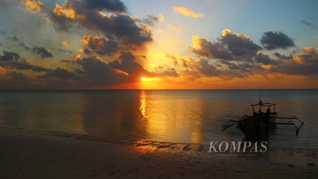 https://assetd.kompas.id/aZwkfO9lQpiiST81E5HZe1lc2tM=/1024x576/filters:watermark(https://cdn-content.kompas.id/umum/kompas_main_logo.png,-16p,-13p,0)/https%3A%2F%2Fkompas.id%2Fwp-content%2Fuploads%2F2017%2F10%2F20171012H24_ENGLISH-NUSANTARA_A_web.jpg