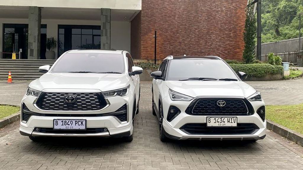 Toyota Kijang Innova Zenix HEV dan Toyota Yaris Cross Hybrid