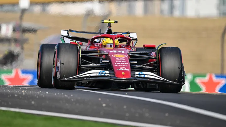 Teluku untuk artikel Modifikasi Ferrari SF-25 Menguapkan Harapan Hamilton