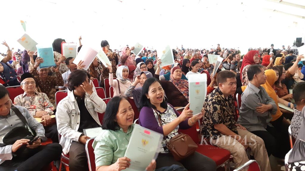 https://assetd.kompas.id/bKjQJSmPbycnJcMTChcGpMC4l1Y=/1024x576/filters:watermark(https://cdn-content.kompas.id/umum/kompas_main_logo.png,-16p,-13p,0)/https%3A%2F%2Fkompas.id%2Fwp-content%2Fuploads%2F2019%2F01%2F20190126_100143_1548506260.jpg