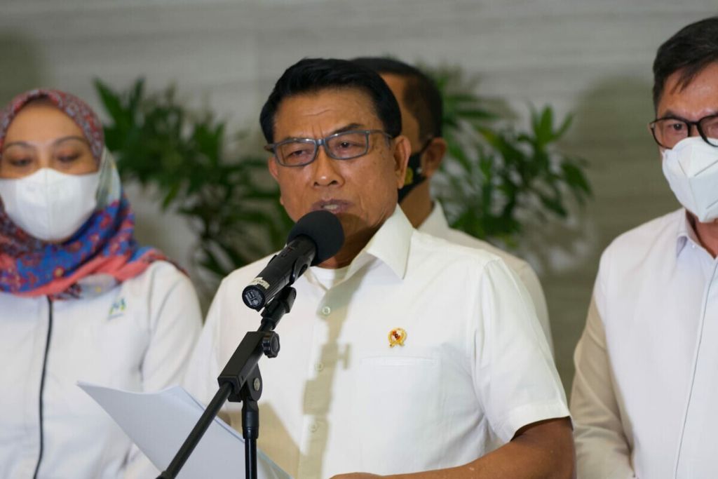 Kepala Staf Kepresidenan Moeldoko memimipin rapat koordinasi tingkat menteri membahas percepatan RUU TPKS di Gedung Bina Graha, Jakarta, Selasa (11/1/2022).
