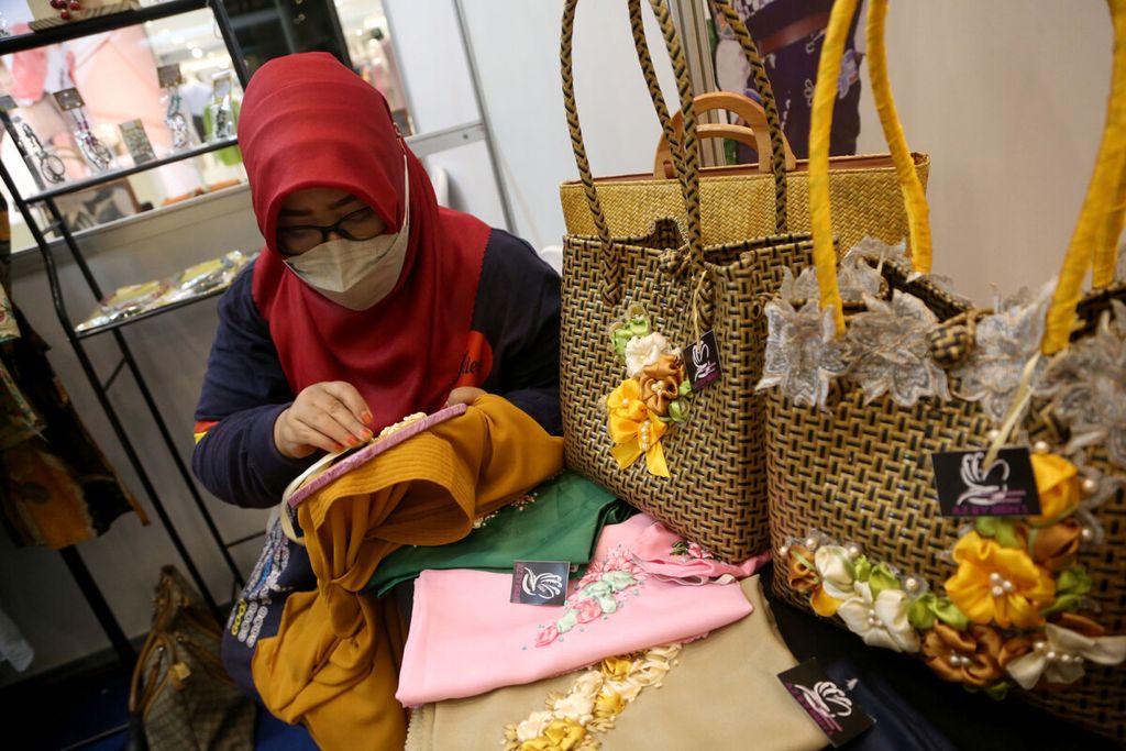 https://assetd.kompas.id/bzMlZ2NxnBl1xiR-JYjMQ4nSc4k=/1024x683/https%3A%2F%2Fkompas.id%2Fwp-content%2Fuploads%2F2021%2F11%2F20211107ETAA_1636364680.jpg