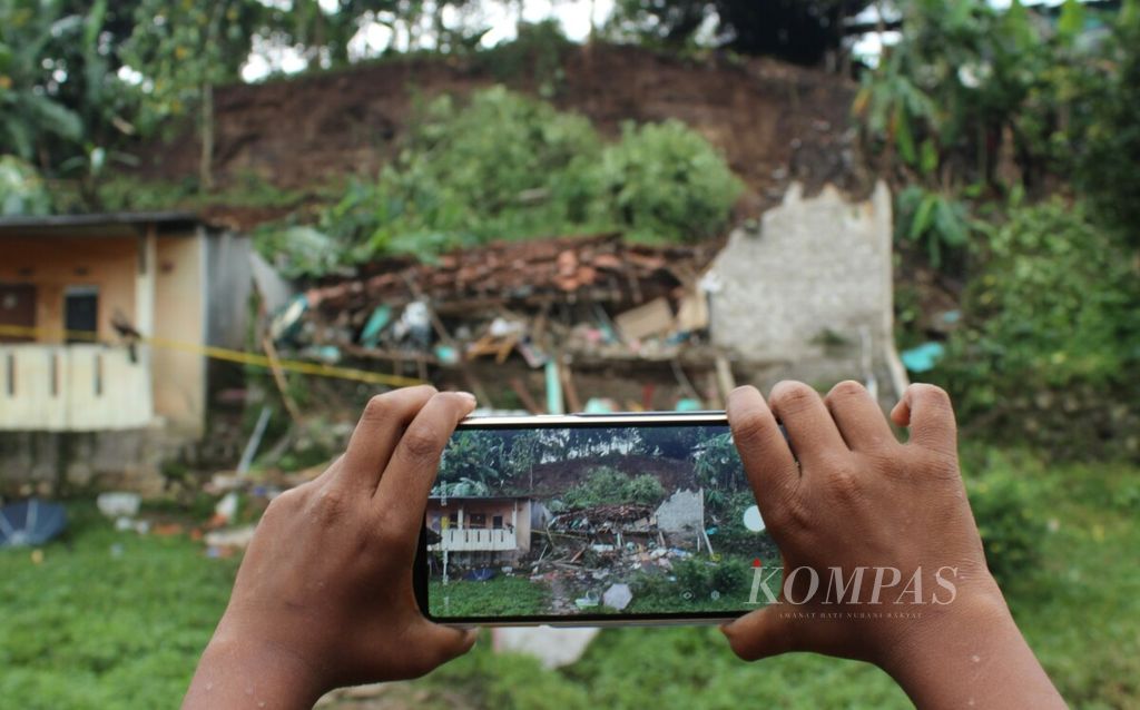 https://assetd.kompas.id/c0XHn8ECJjmKWSNp0O3xrwlQ0wY=/1024x638/filters:watermark(https://cdn-content.kompas.id/umum/kompas_main_logo.png,-16p,-13p,0)/https%3A%2F%2Fkompas.id%2Fwp-content%2Fuploads%2F2019%2F04%2F20190427TAM-08_1556370213.jpg