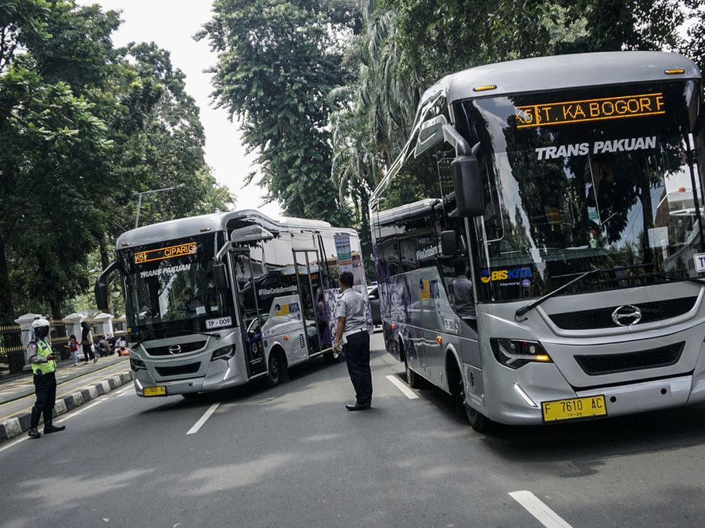 Кит какой автобус едет. BTS Bus.